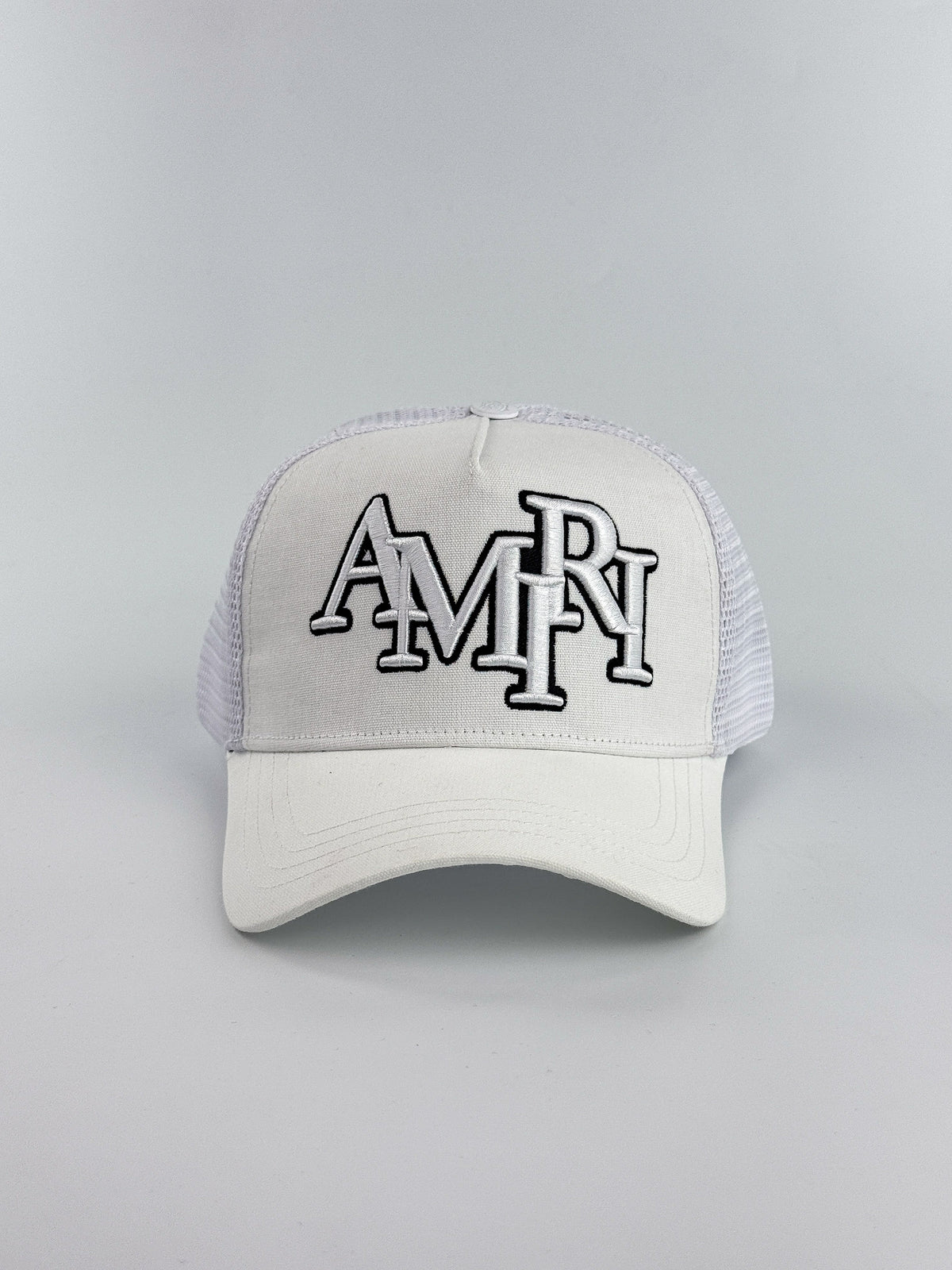 AMIRI EN MALLA LETRAS BORDADAS