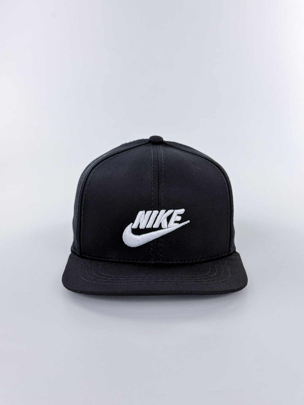 NIKE PLANA NIKE CHULO BORDADO