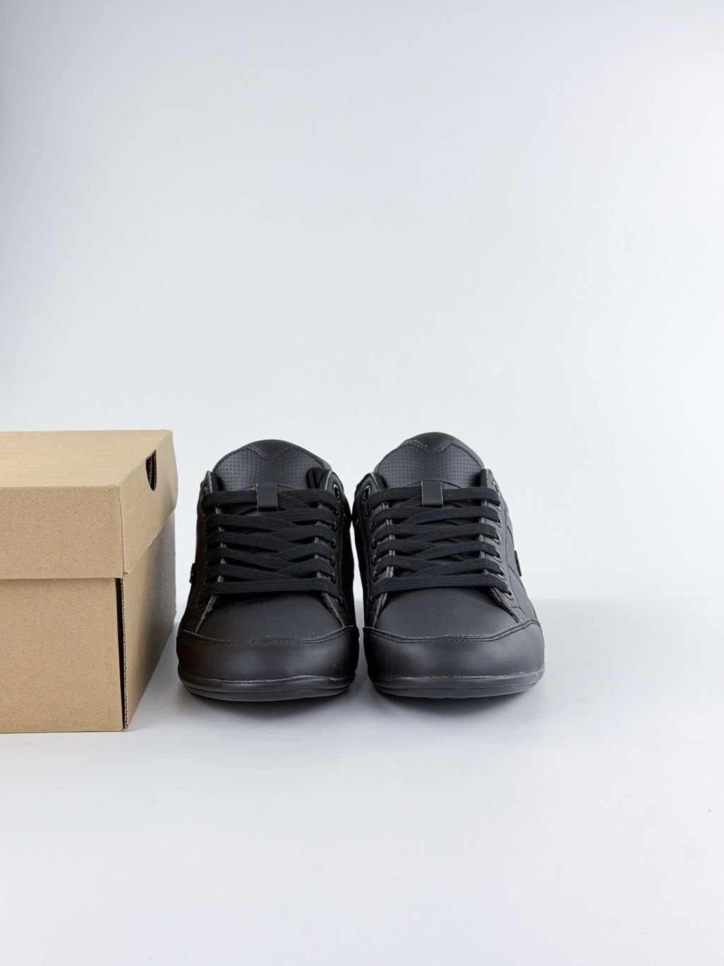 LACOSTE CLASSIC NEGRA