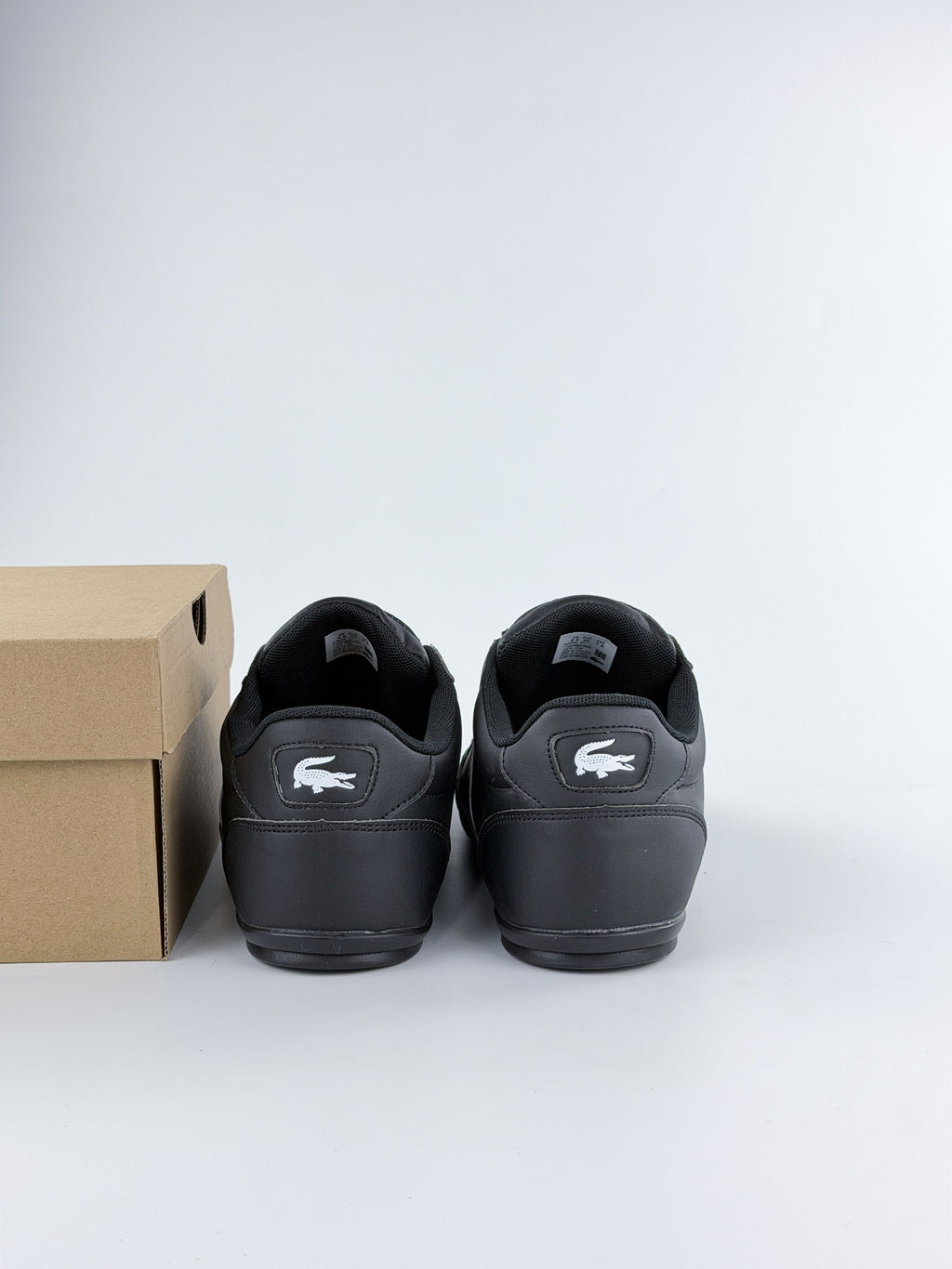 LACOSTE CLASSIC NEGRA