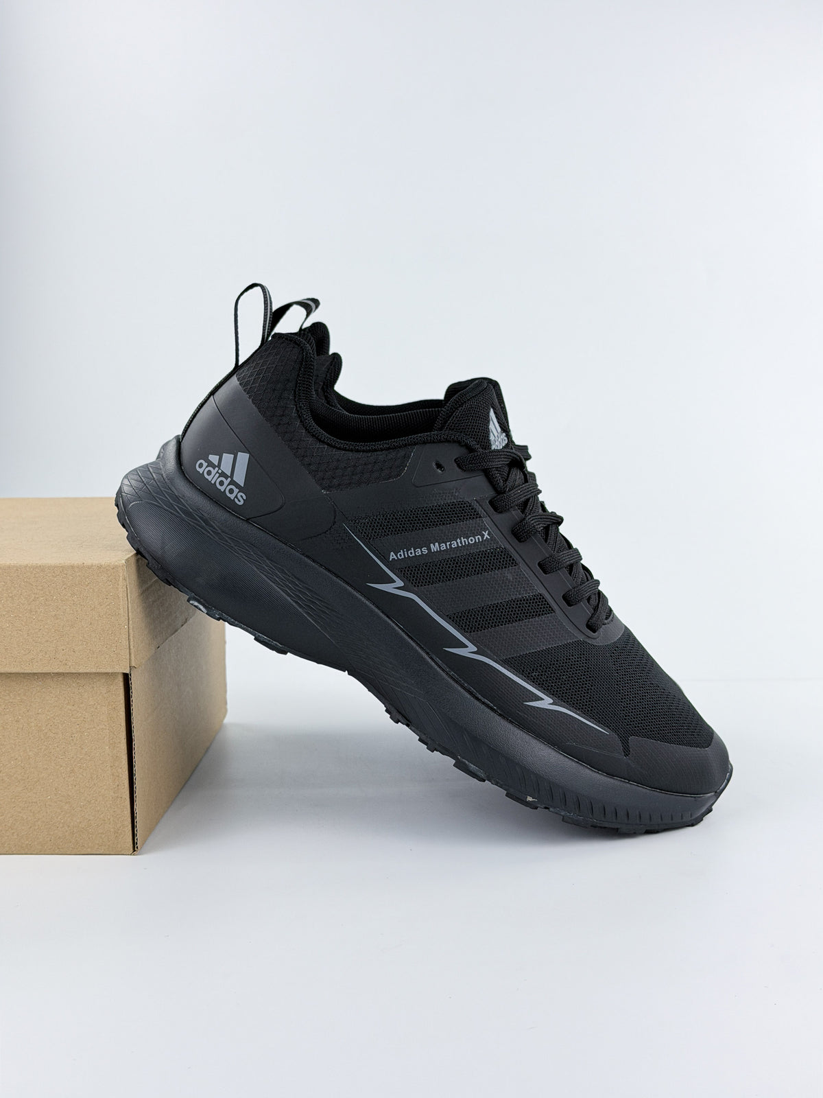 ADIDAS MARATHON X