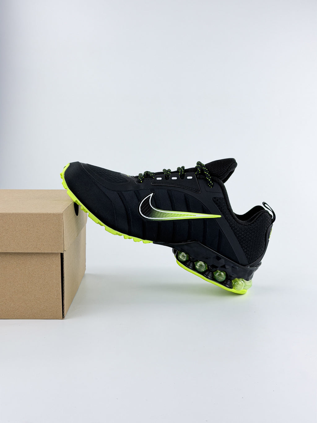 NIKE BURBUJA SHOX EDITION