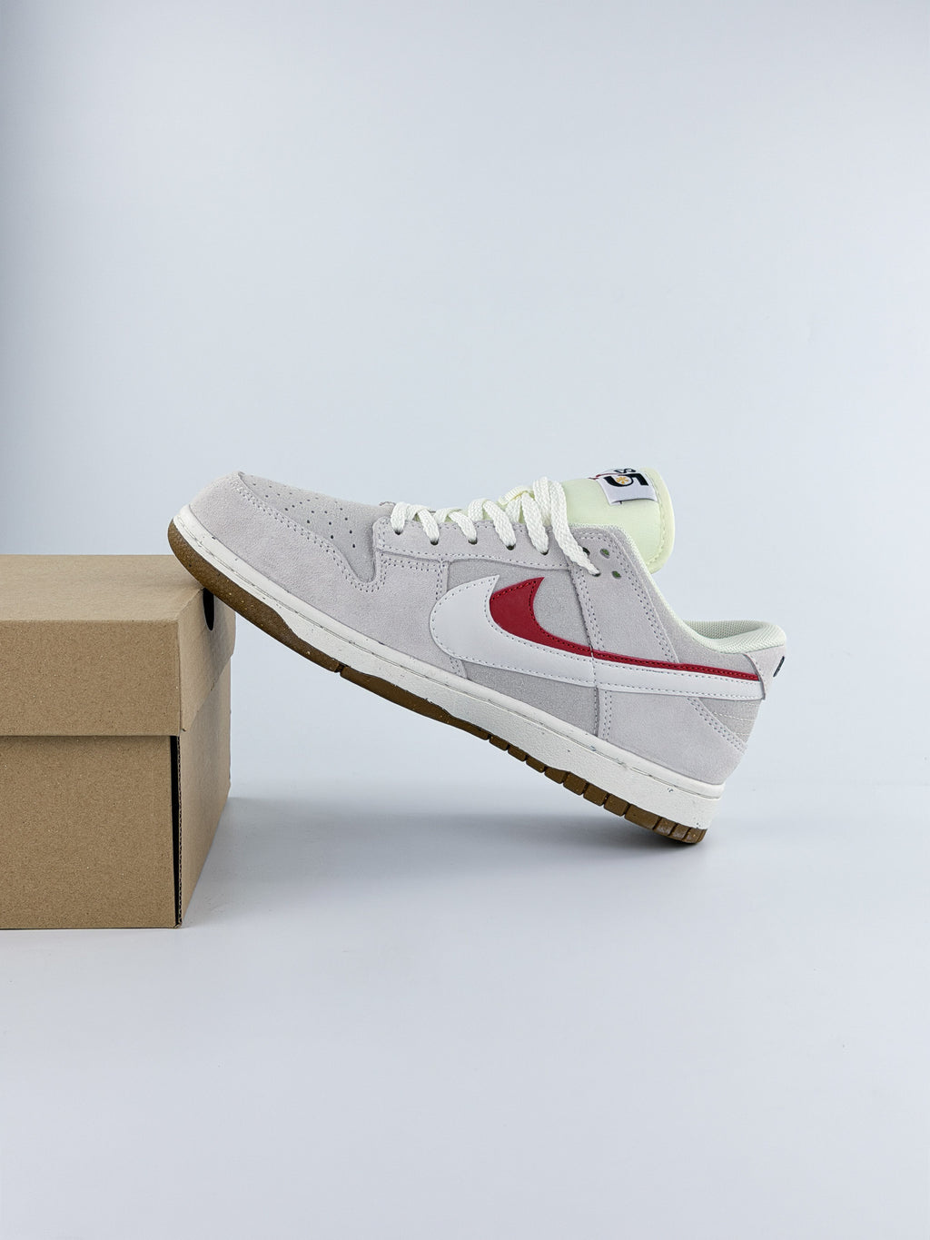 NIKE SB DUNK LOW SE 85