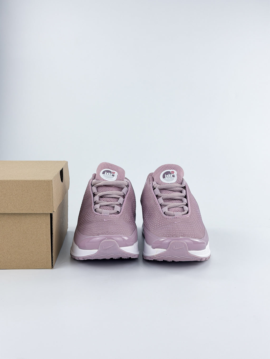 NIKE AIR MAX DN PINK