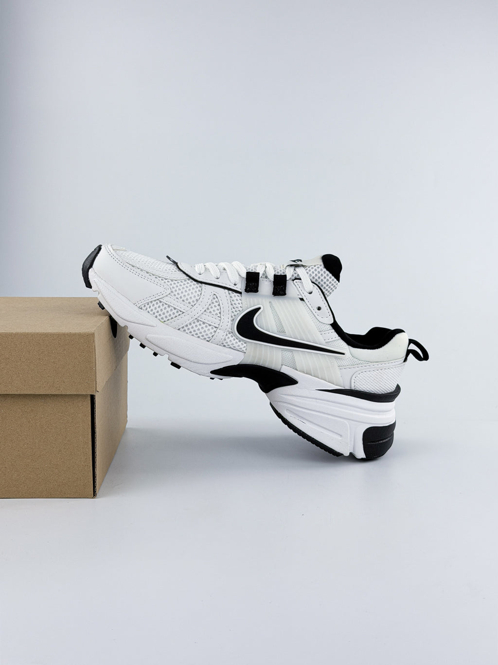 NIKE V2K RUN SPIDER