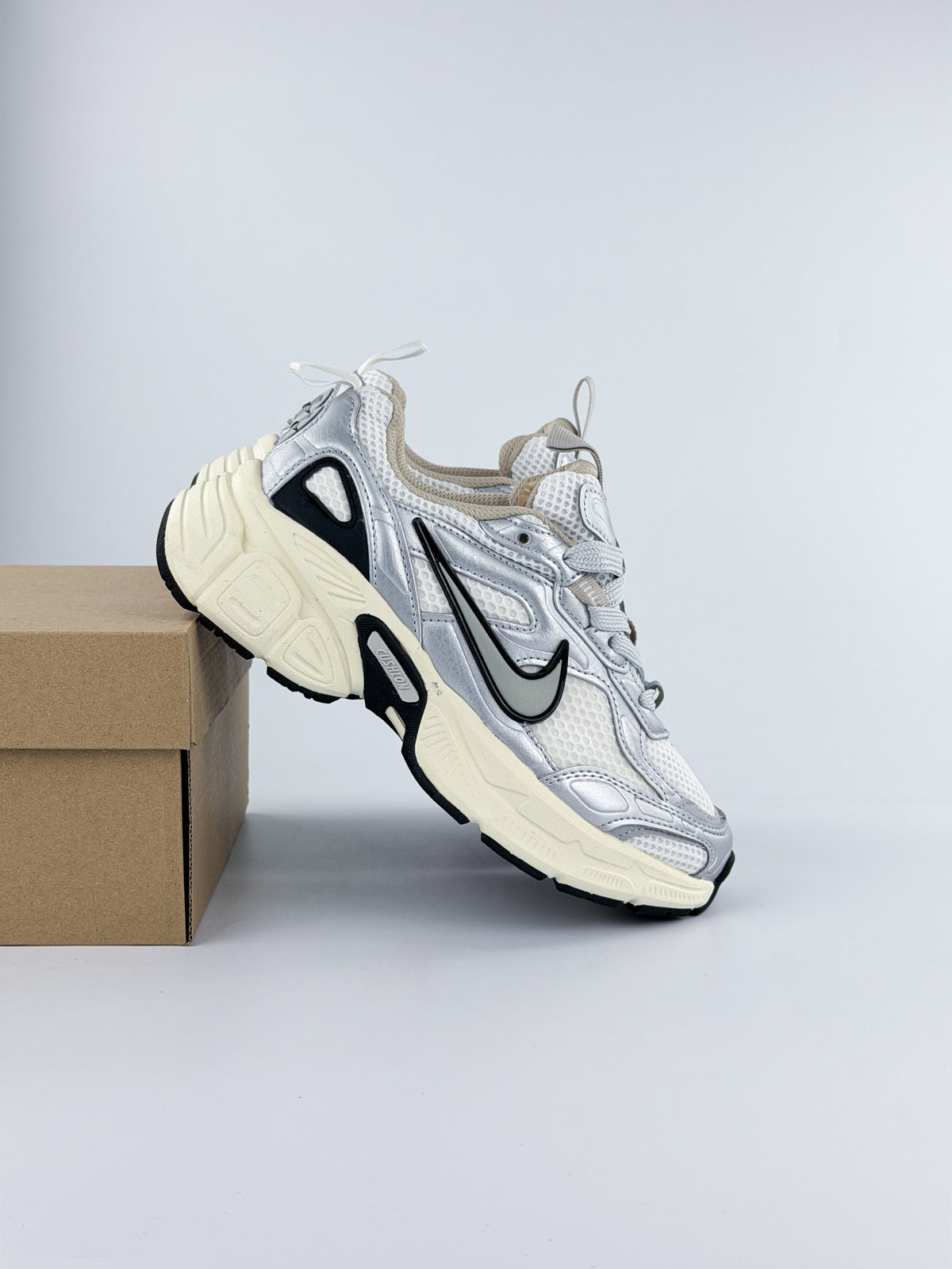 NIKE V5K RUN