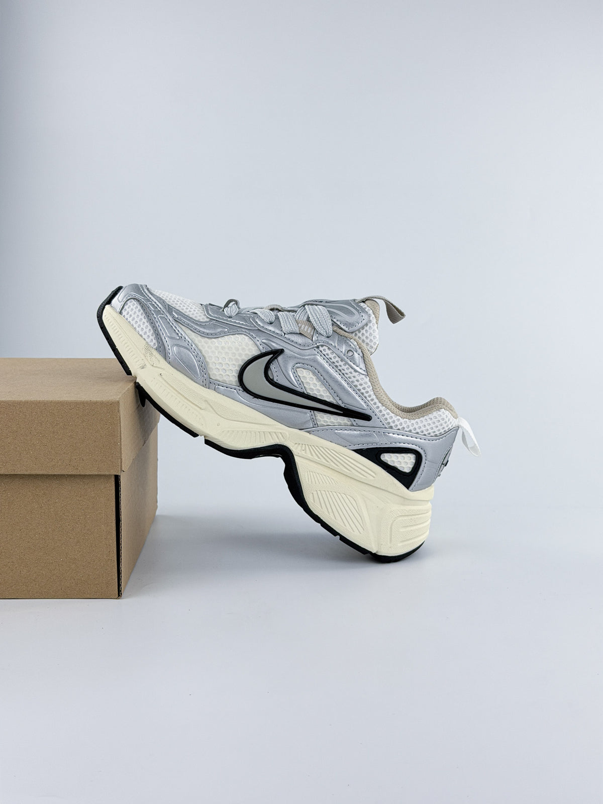 NIKE V5K RUN