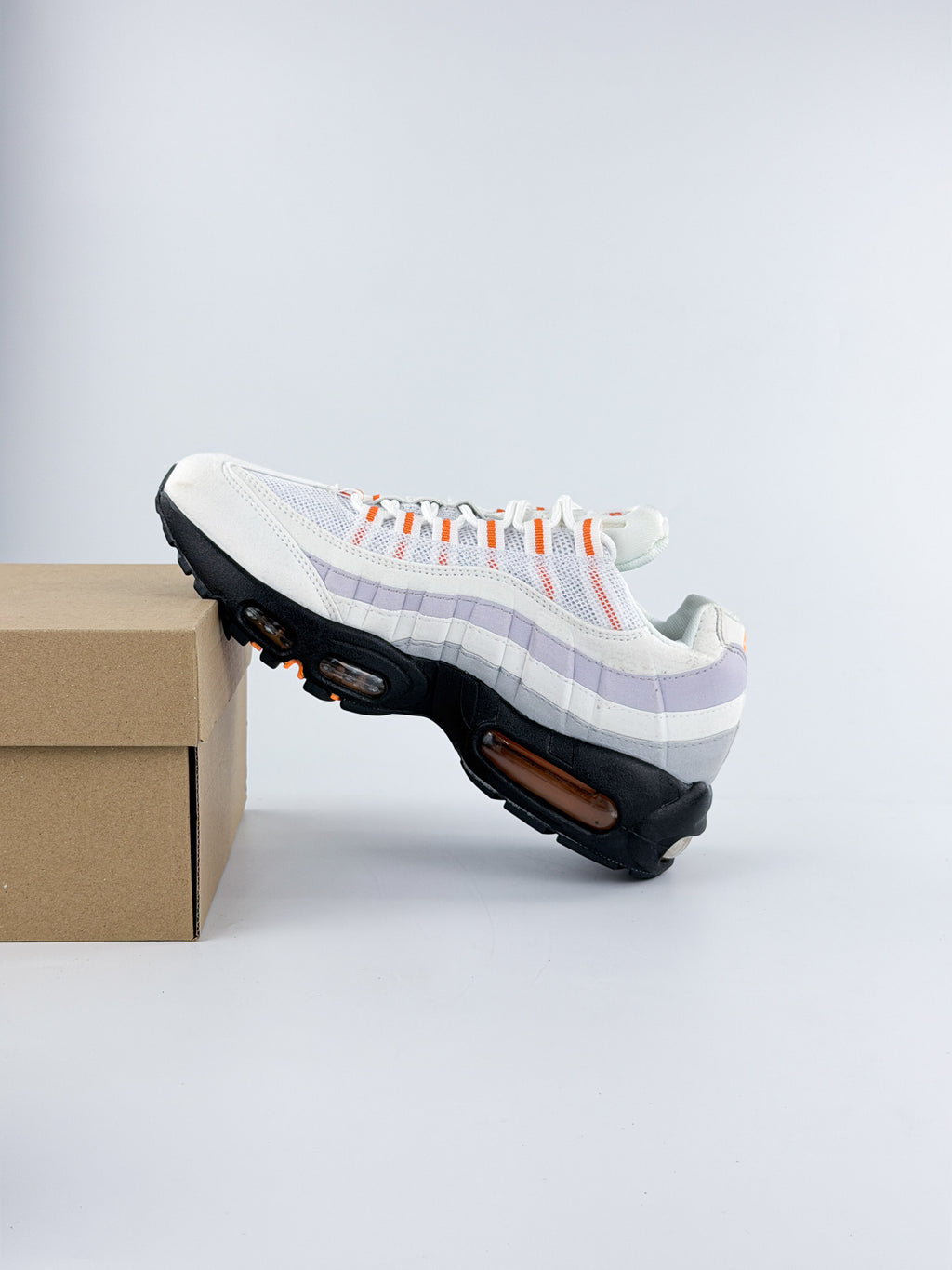 NIKE AIR MAX 95 WHITE ORANGE