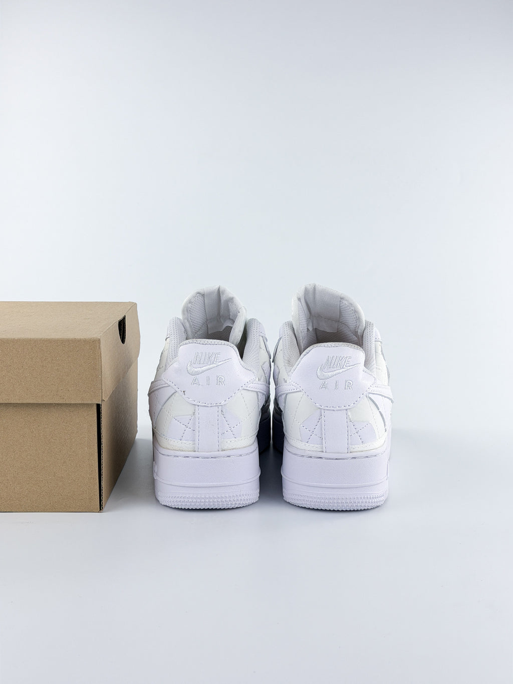 NIKE FORCE ONE X BILLIE EILISH