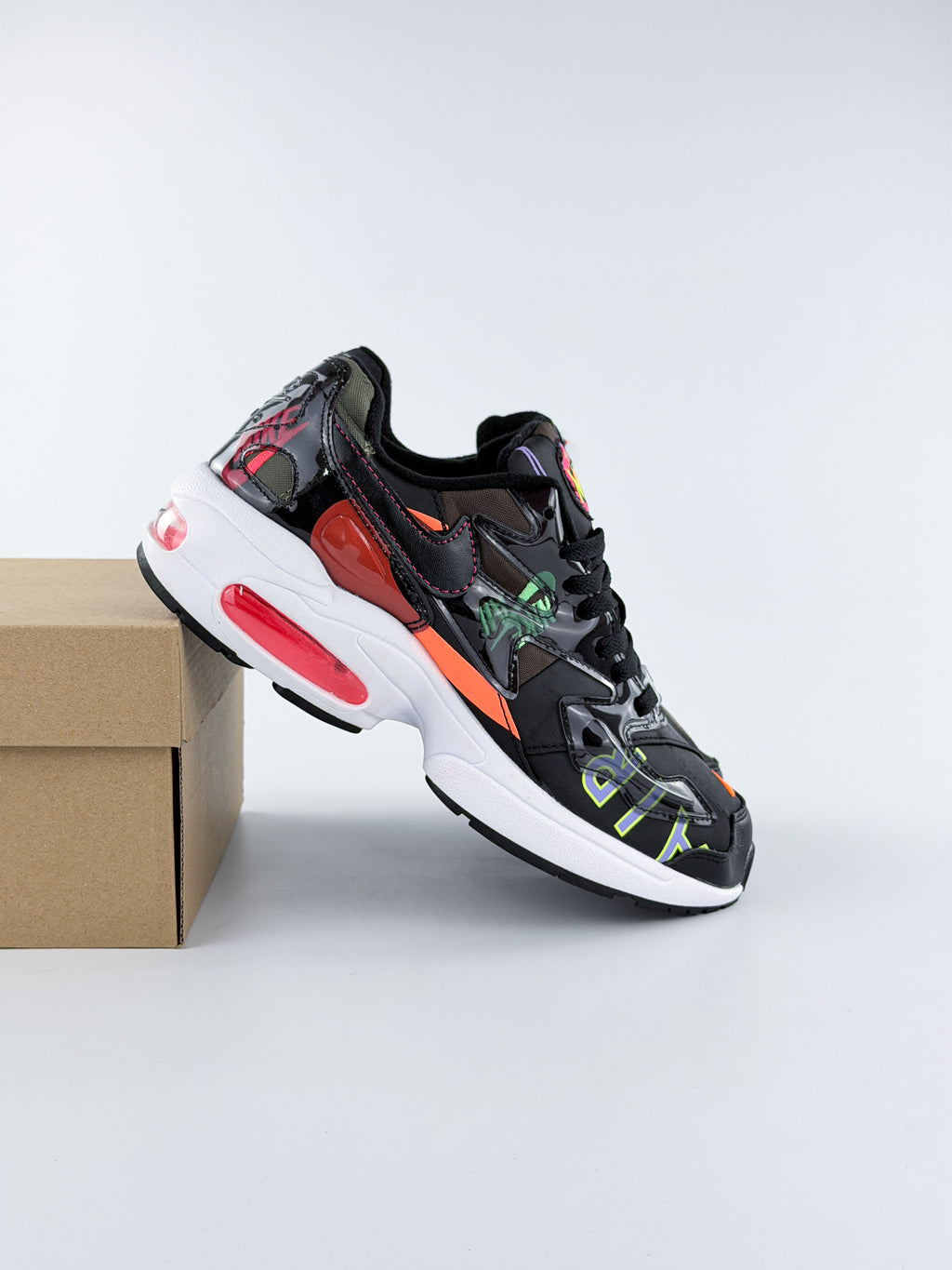 NIKE X ATMOS AIR MAX 2 LIGHT QS