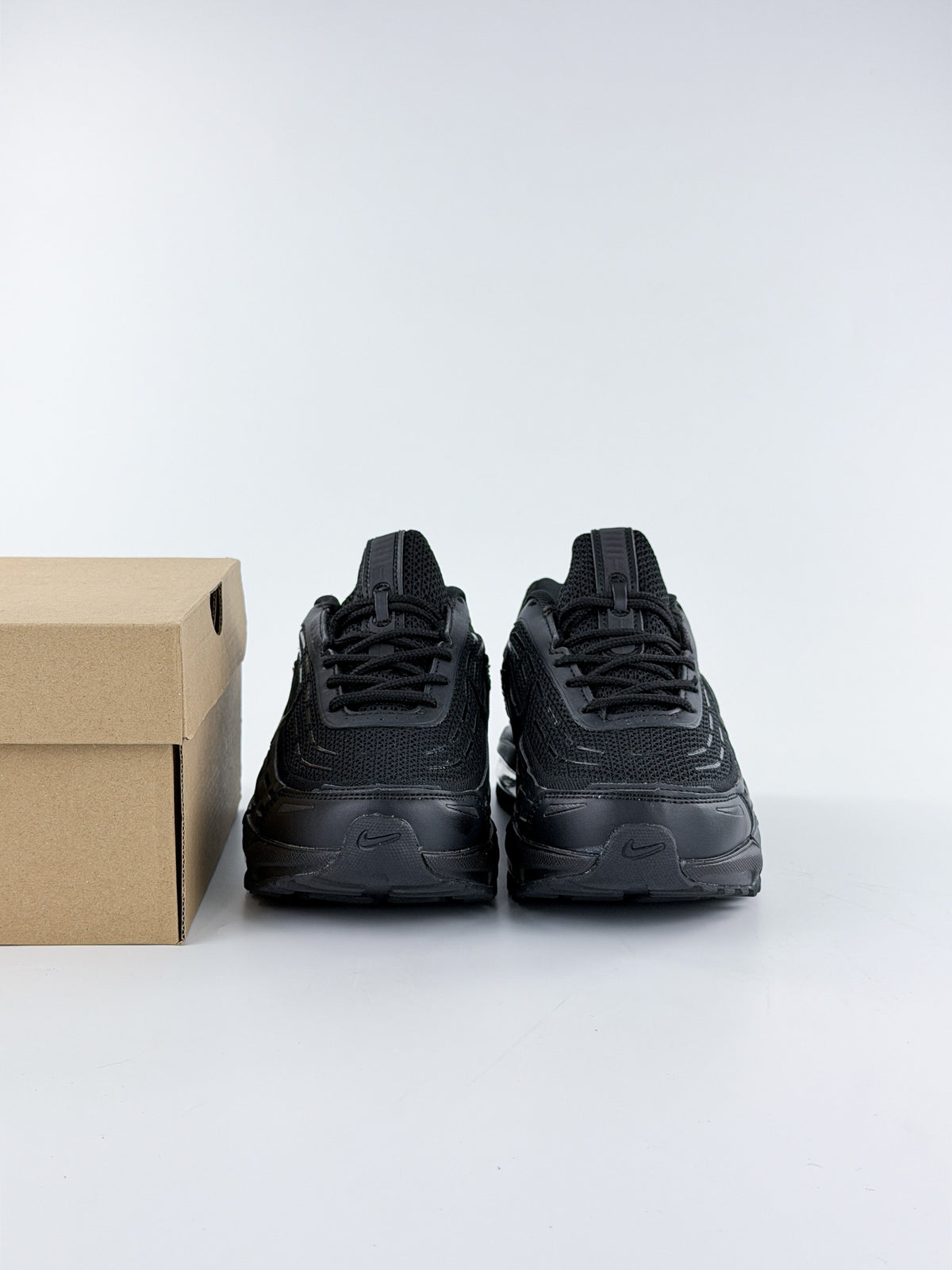 NIKE AIR MAX TL 2.5 ONE COLOR