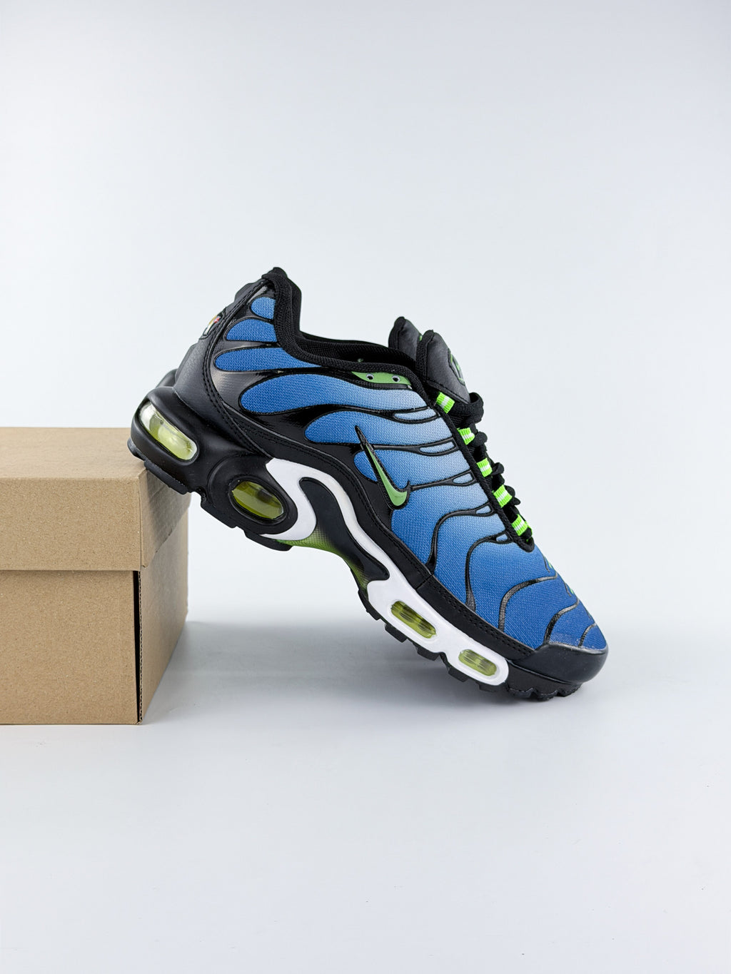 NIKE AIR MAX TN HYPER BLUE