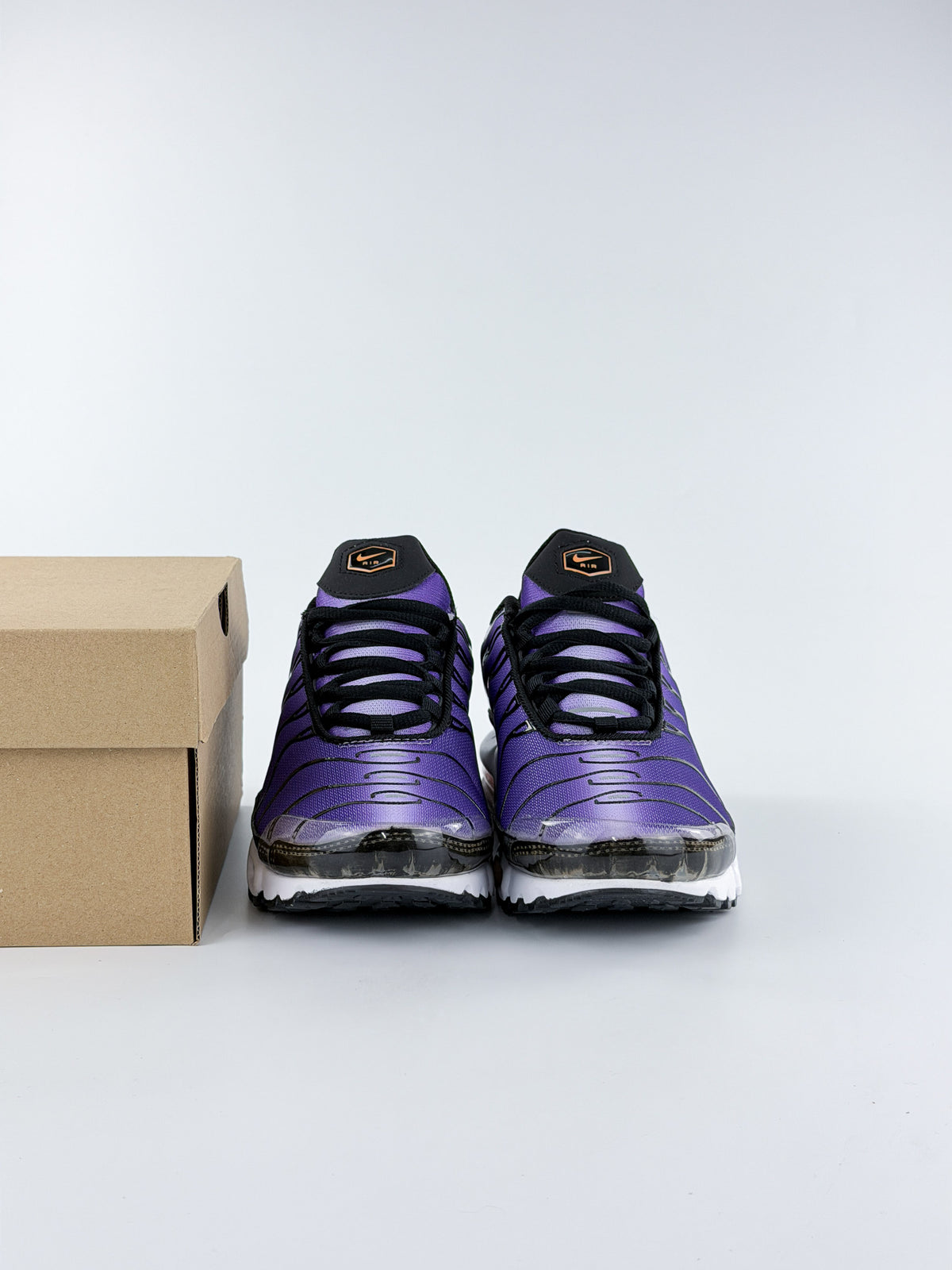 NIKE AIR MAX TN PURPLE SHOCK