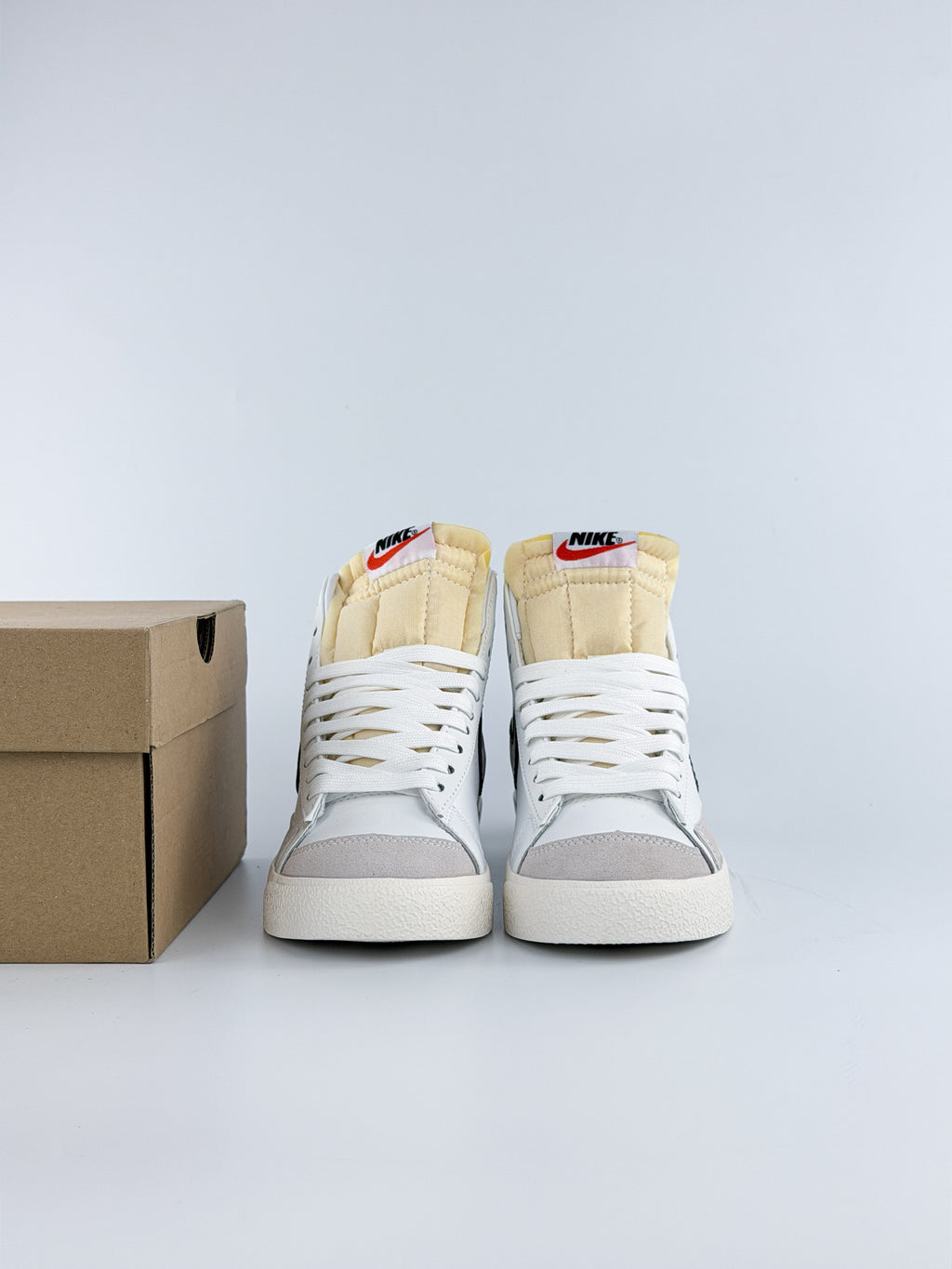 NIKE BLAZER MID 77