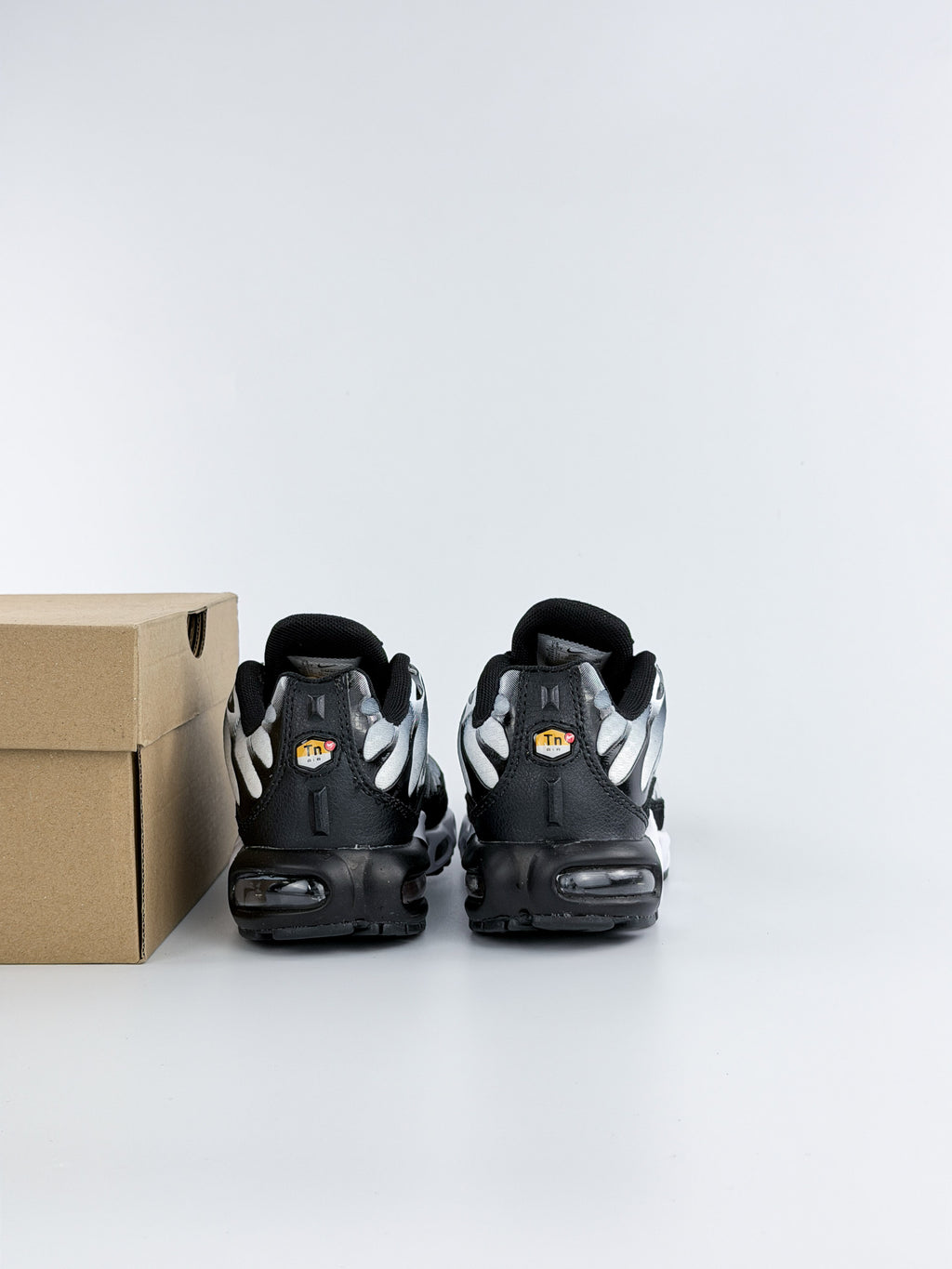 NIKE AIR MAX TN SILVER BULLET KIDS