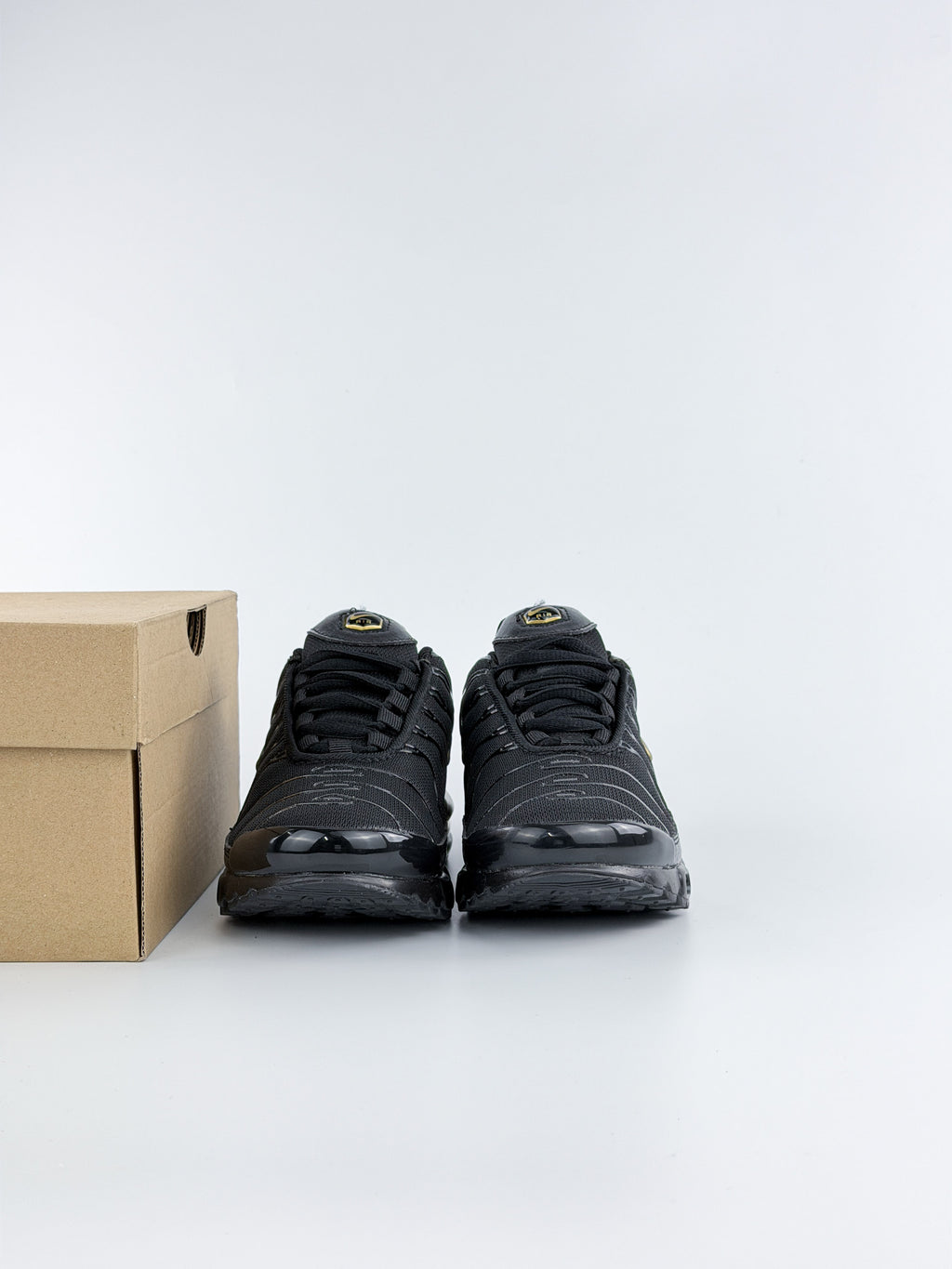 NIKE AIR MAX TN BLACK GOLDEN KIDS