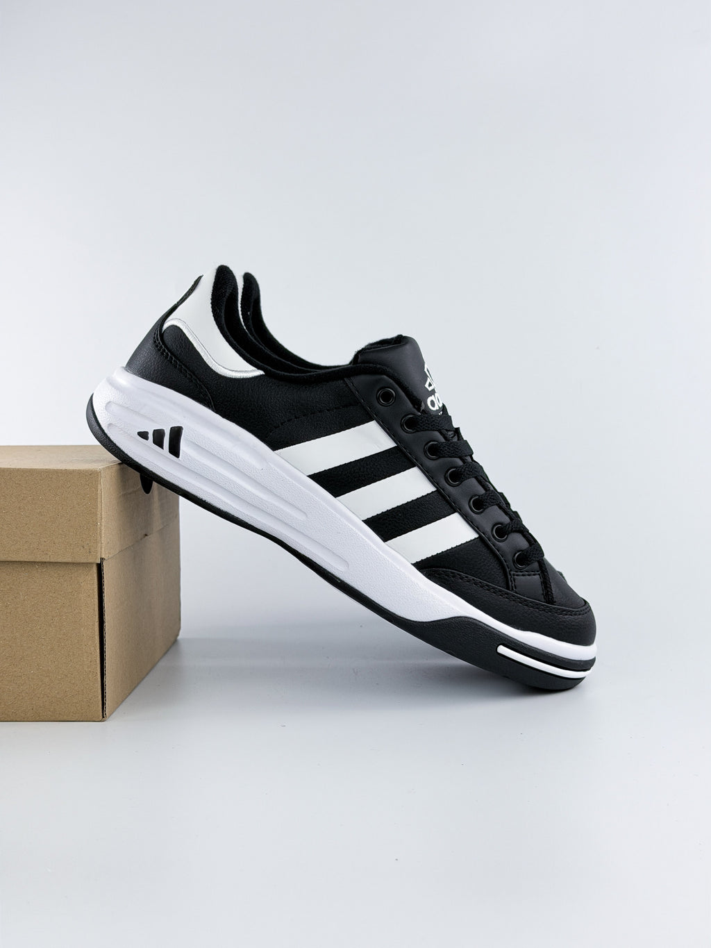 ADIDAS NASTASE CLASSIC