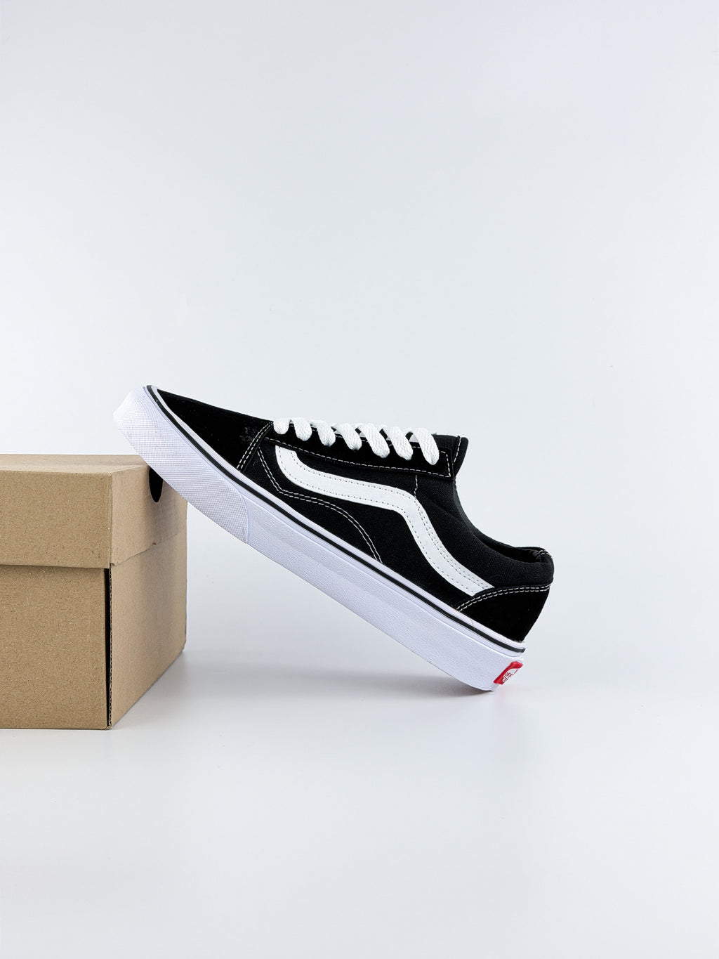 VANS OLD SKOOL