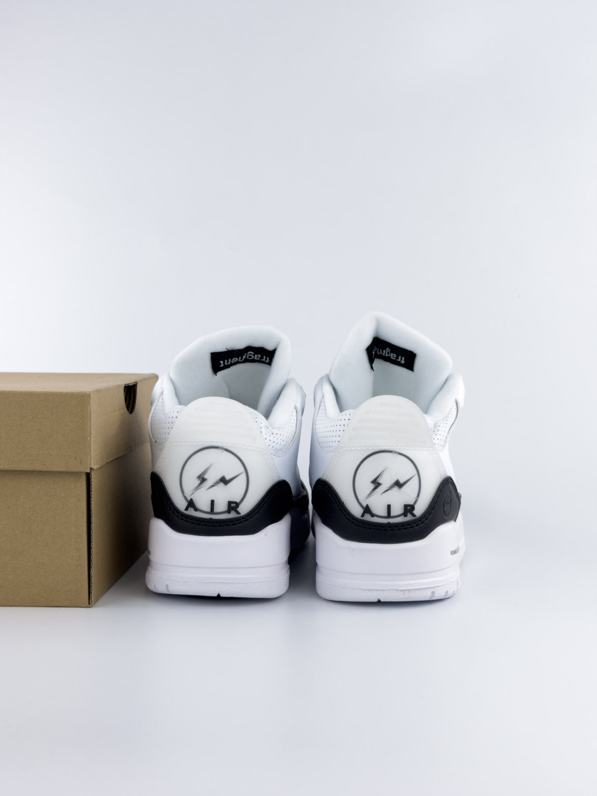 JORDAN RETRO 3 FRAGMENT