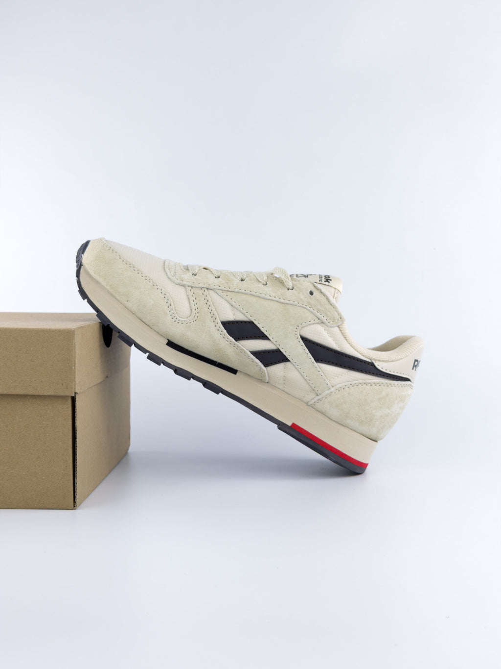 REEBOK CLASSIC LEATHER BEIGE