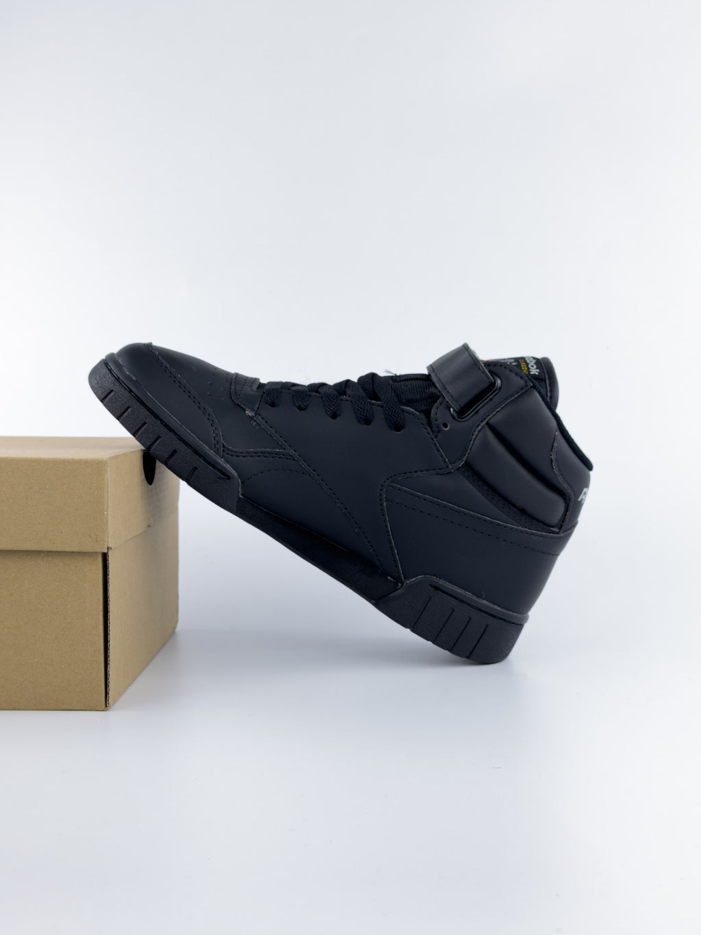 REEBOK MASTER BOTA