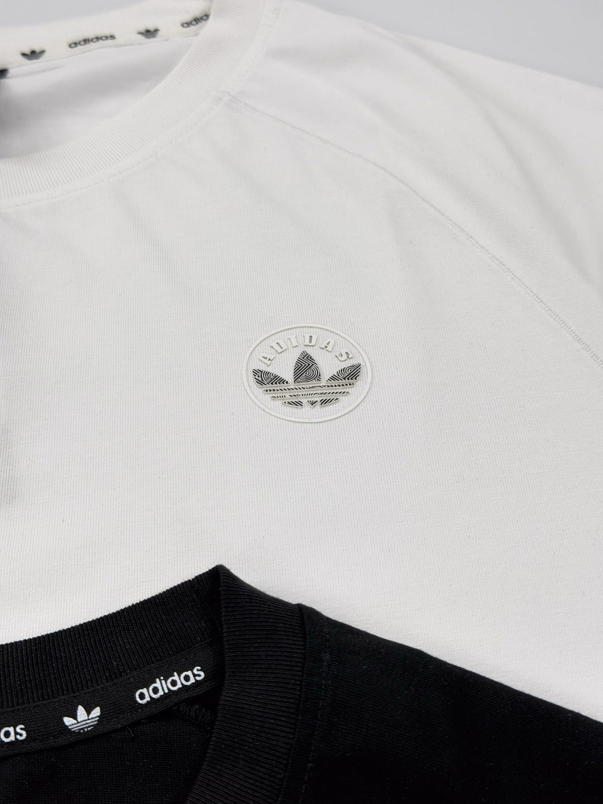 ADIDAS RAGLAN TECH CLASSICS